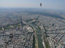 DSC04901 * Petit suivi sous voile entre Ronan et Olivier ...
Vue sur la Tour Eiffel, le Trocadro, et le bois de Boulogne * 3072 x 2304 * (3.18MB)
