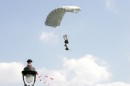 N2005-258M01-0073 * Les commandos  l'oeuvre ... * 2544 x 1696 * (1.06MB)